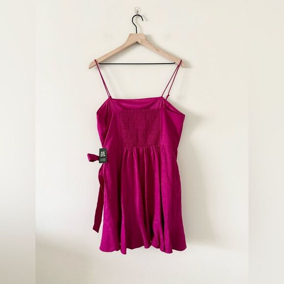 NWT Express Linen Blend Side Tie Mini Dress with Smocked Back in Dark Pink L - Picture 3 of 8